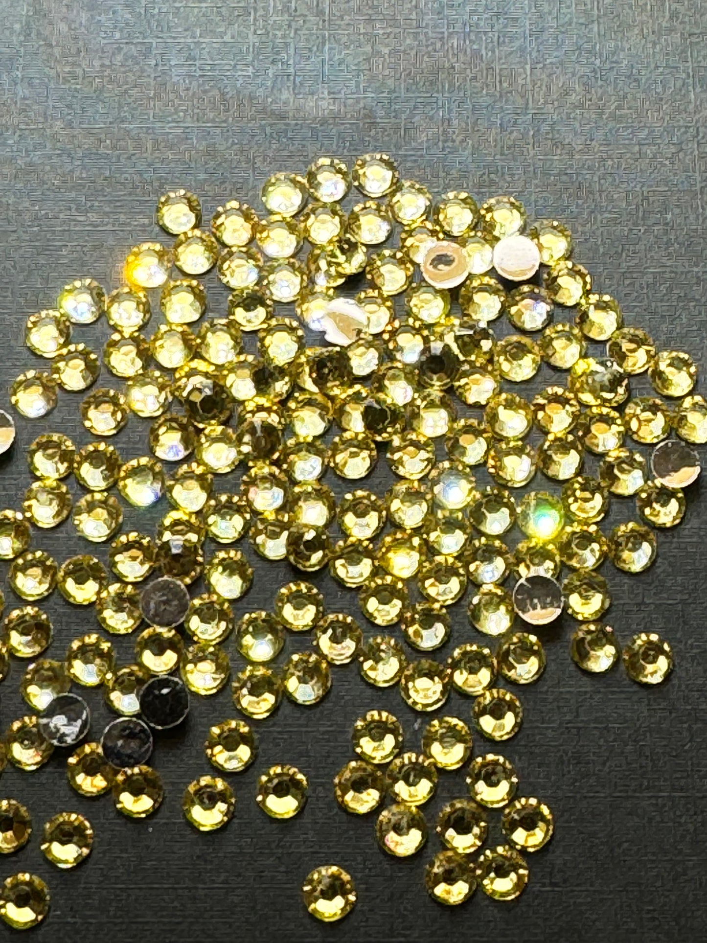 GOLDEN TOPAZ